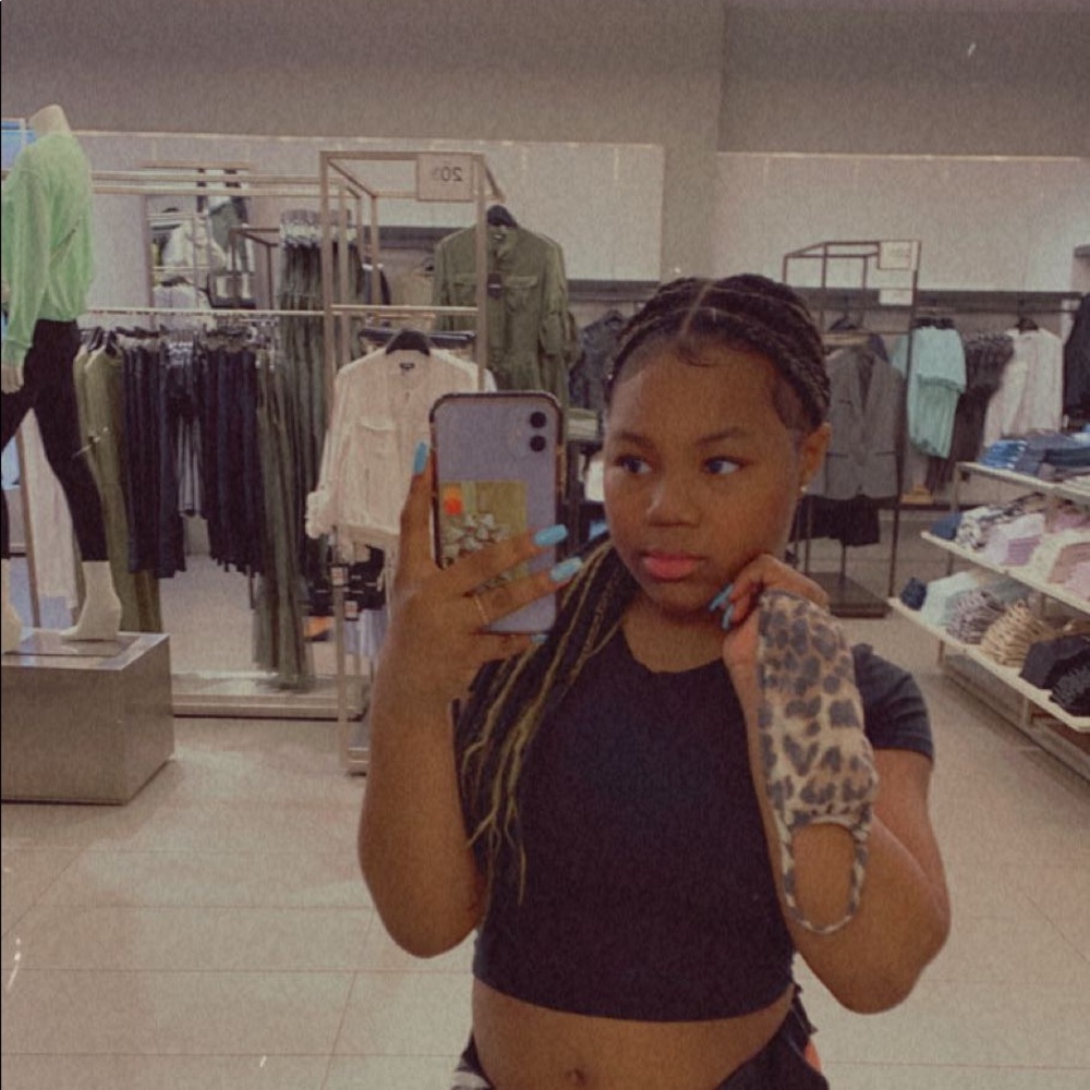 Meet your Posher, Kylah